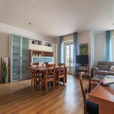 Sunny Apartment Piramide Rom Exterior foto