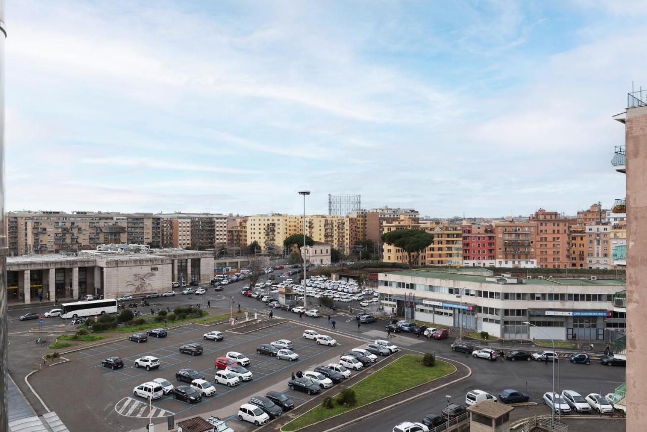 Sunny Apartment Piramide Rom Exterior foto
